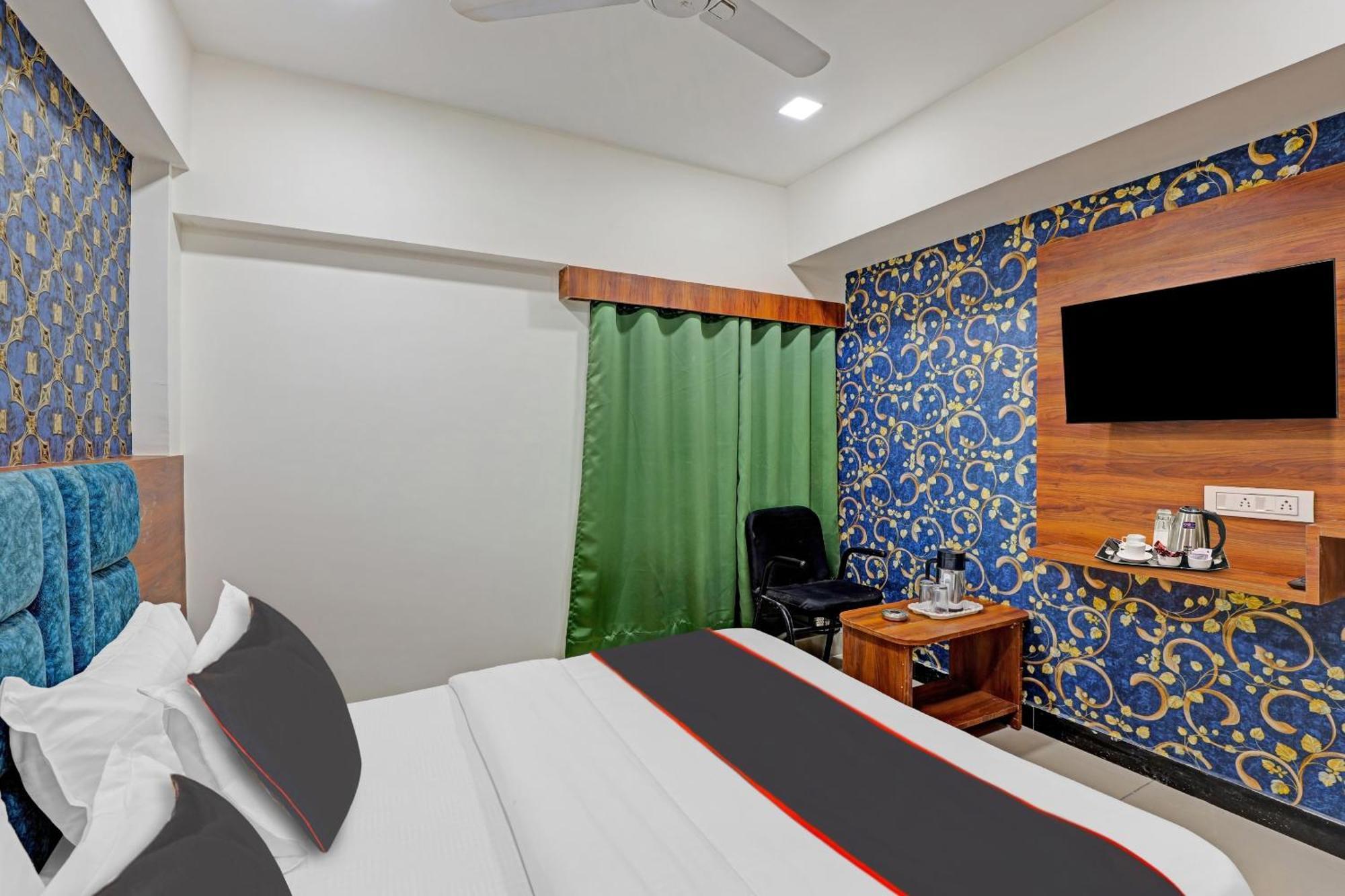 Capital O Bhavya Villa Ahmedabad Ngoại thất bức ảnh