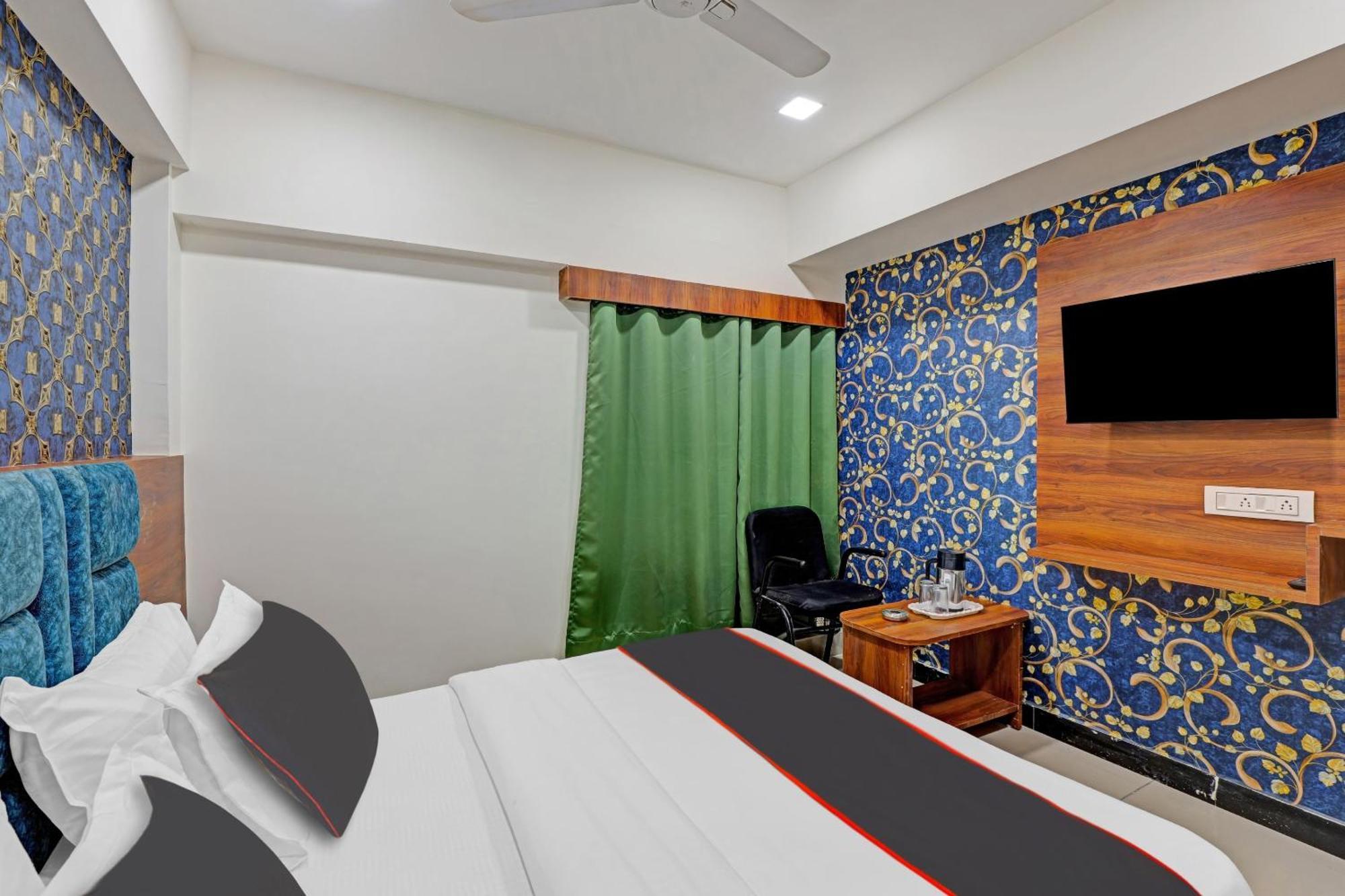 Capital O Bhavya Villa Ahmedabad Ngoại thất bức ảnh