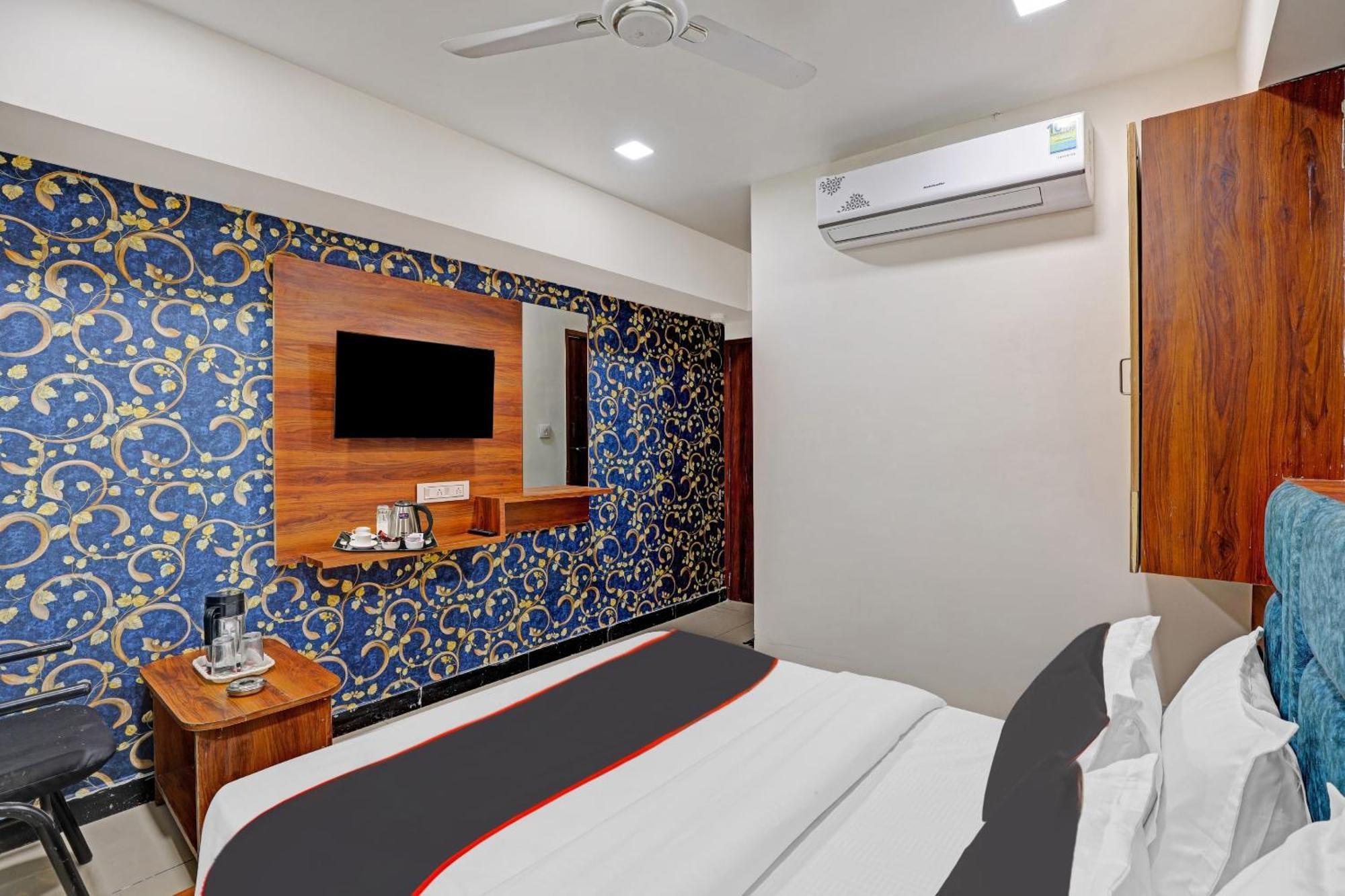 Capital O Bhavya Villa Ahmedabad Ngoại thất bức ảnh